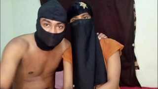 Bangladeshi Girlfriend’s Video Uploaded by Boyfriend